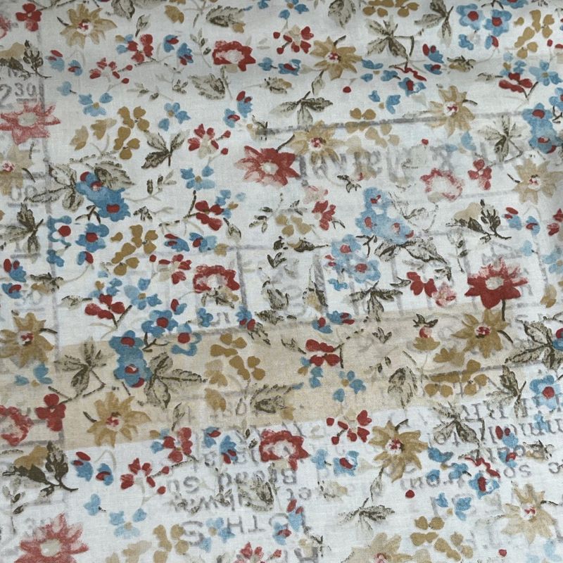 Tim Holtz - lyst med blomster og tekst i bakgrunn - 50cm